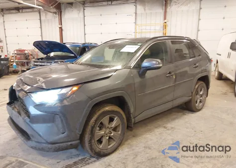 2023 Toyota Rav4 Xle из США, поврежденный, VIN 2T3W1RFV4PW295950